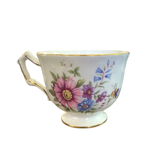 John Ansley Floral Sprays Porcelain Teacup and Saucer Set - Picture 8 of 13